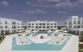 تانوك ريزورت